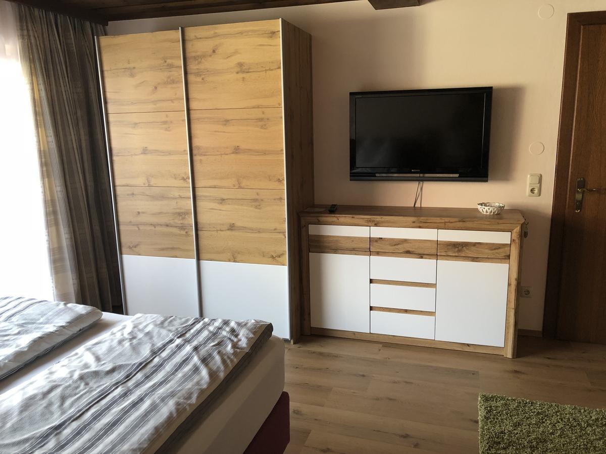 Eva Gutjahr Ferienwohnung Sankt Gilgen Exterior photo